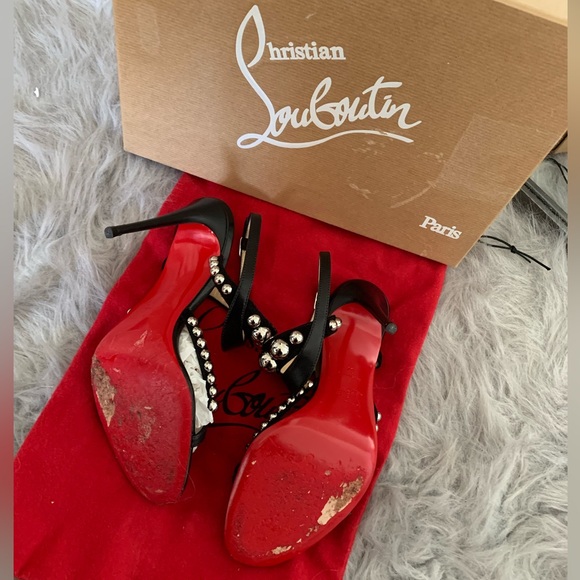 Heels - Picture 1 of 2